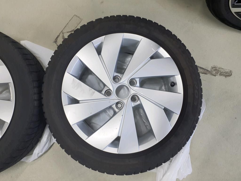 Volkswagen Golf GTI 2.0 TSI DSG PDC*Klima*NAV