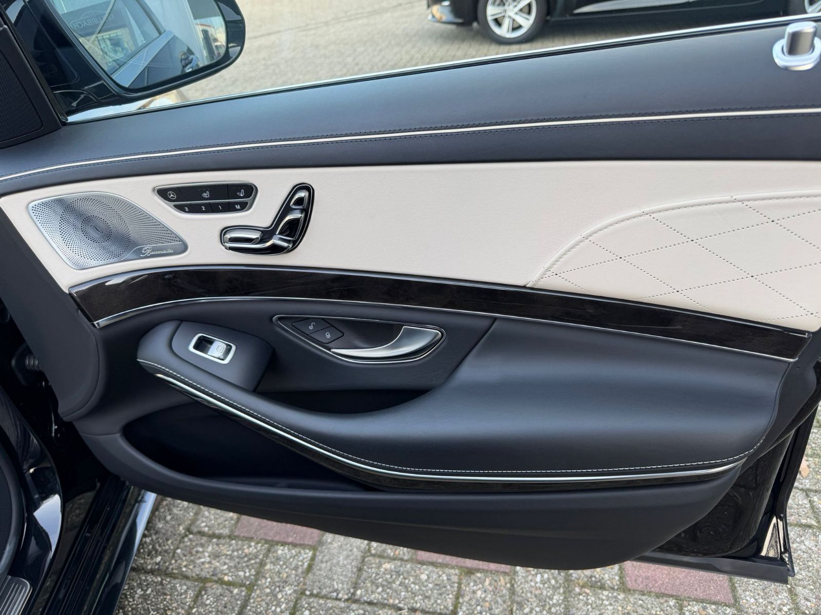 Mercedes-Benz S 500 S Limousine Plug-in Hybrid / e L, Fond-TV foto 23