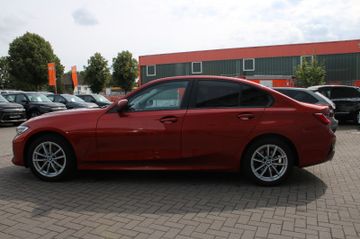 BMW 320 - 4
