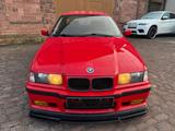 BMW 318i E36 Hellrot M-Paket Limousine - BMW: E36 M Paket