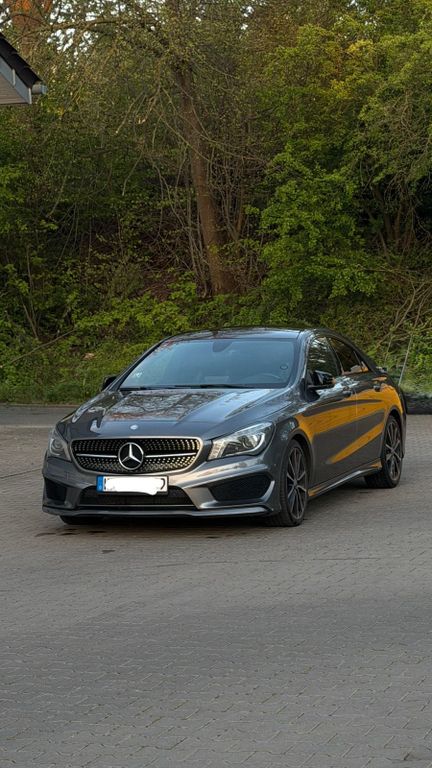 Image of Mercedes-Benz CLA 220