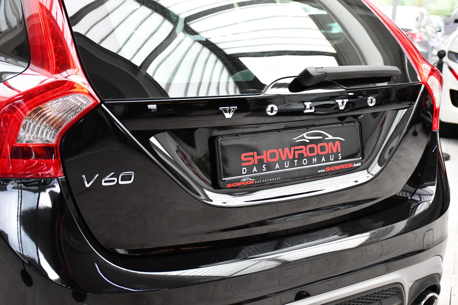 Volvo V60 D4 R-Design Aut. Kamera Leder Navi Ahk 82tkm
