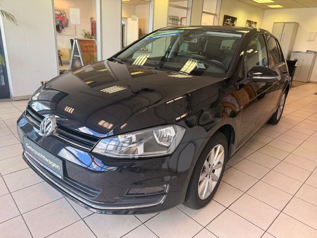 Volkswagen Golf VII Lim. Lounge BMT / KLIMA / NAVI /
