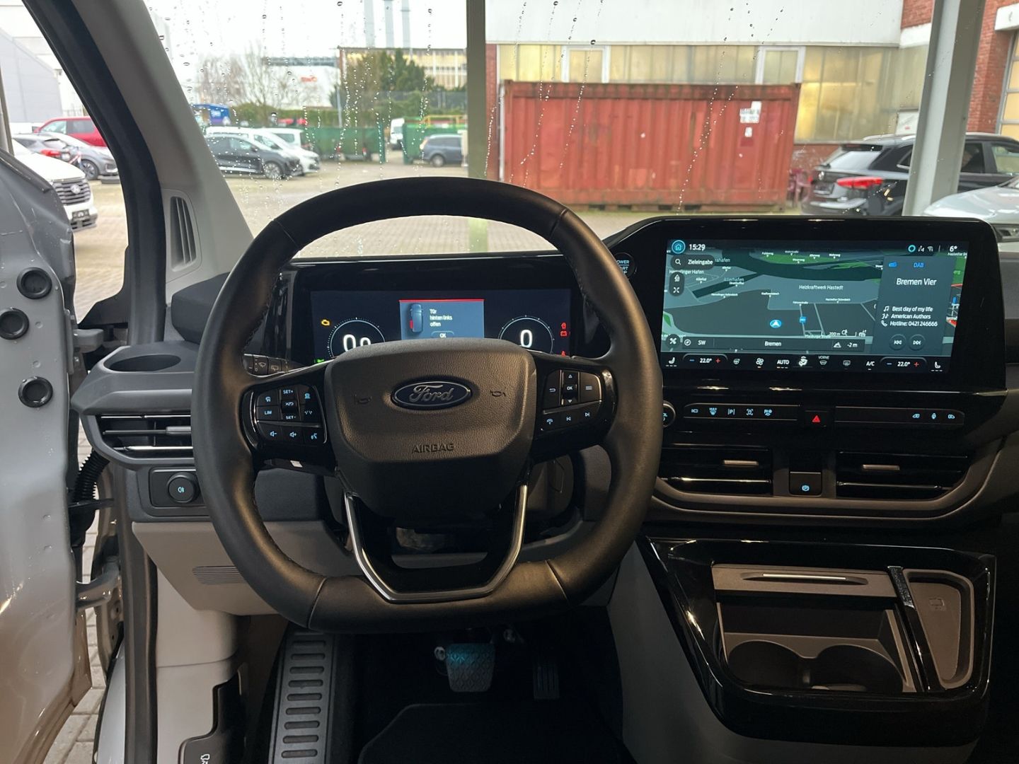 Ford Tourneo Custom - Bild 12