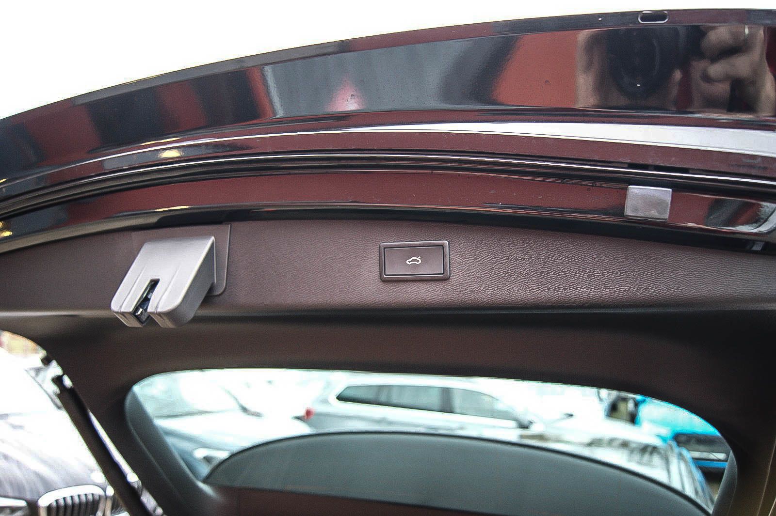 Fahrzeugabbildung CUPRA Leon Sportstourer e Hybrid DSG XL-VISION 1.HAND