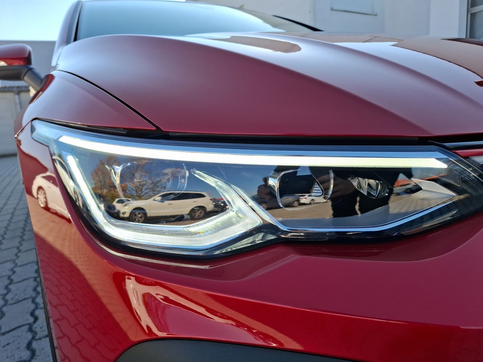 Fahrzeugabbildung Volkswagen Golf VIII GTI DSG LED Navi AID ACC RFK SH 19"