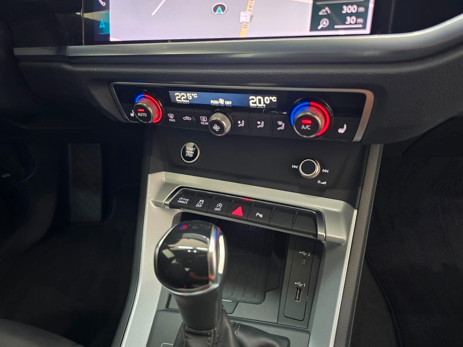 Audi Q3 45 TFSI qu. advanced LED Virtual Leder 19", миниатюра 12