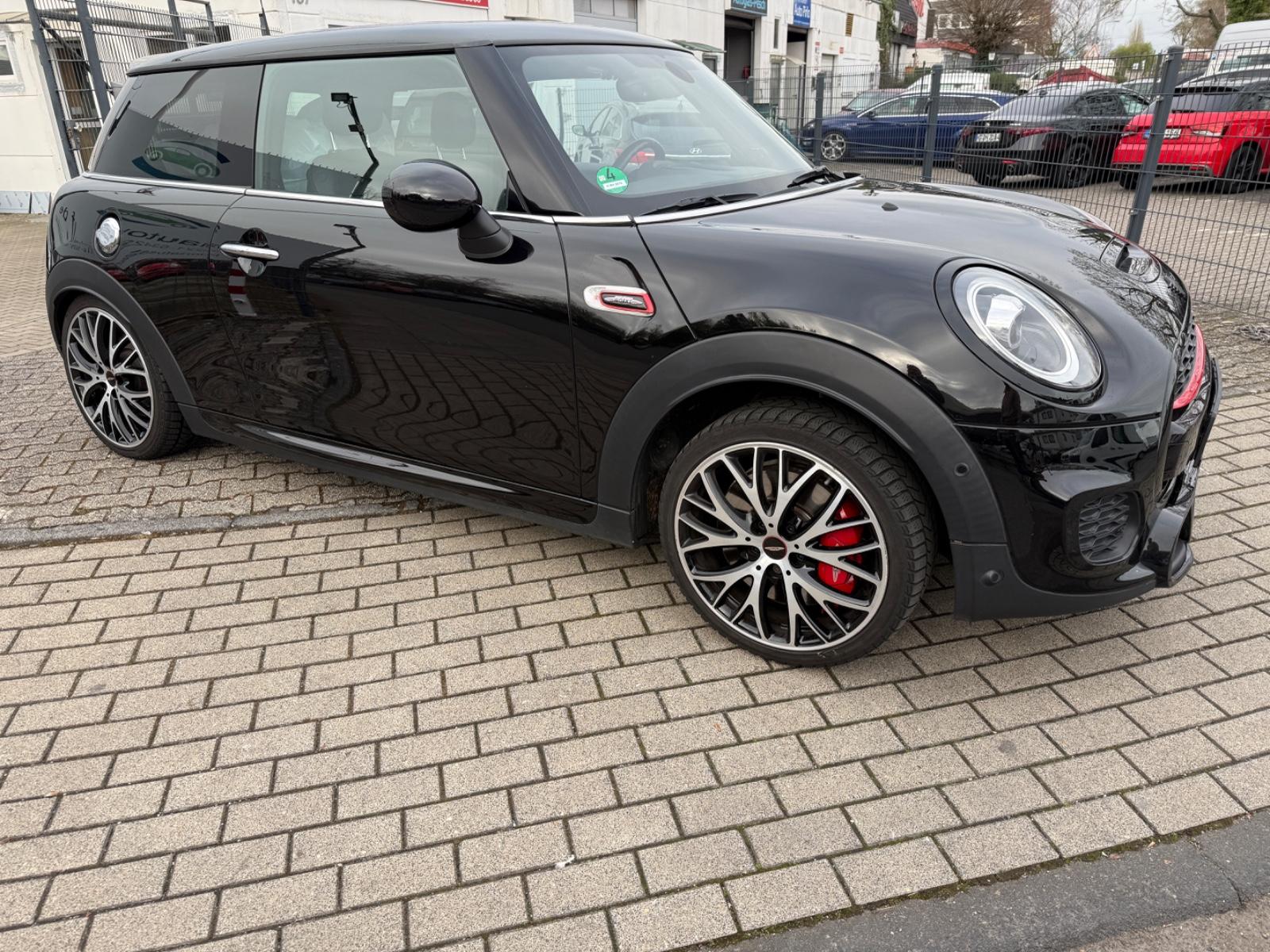 MINI JOHN_COOPER_WORKS*Auto*Pano*Garantie