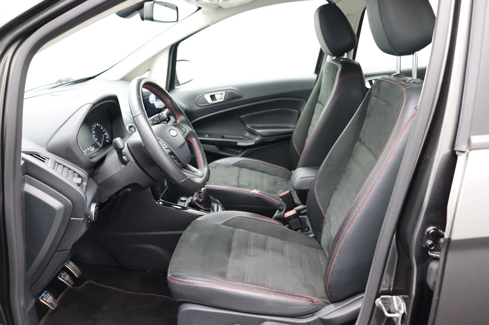 Fahrzeugabbildung Ford EcoSport 1.0 ST-Line