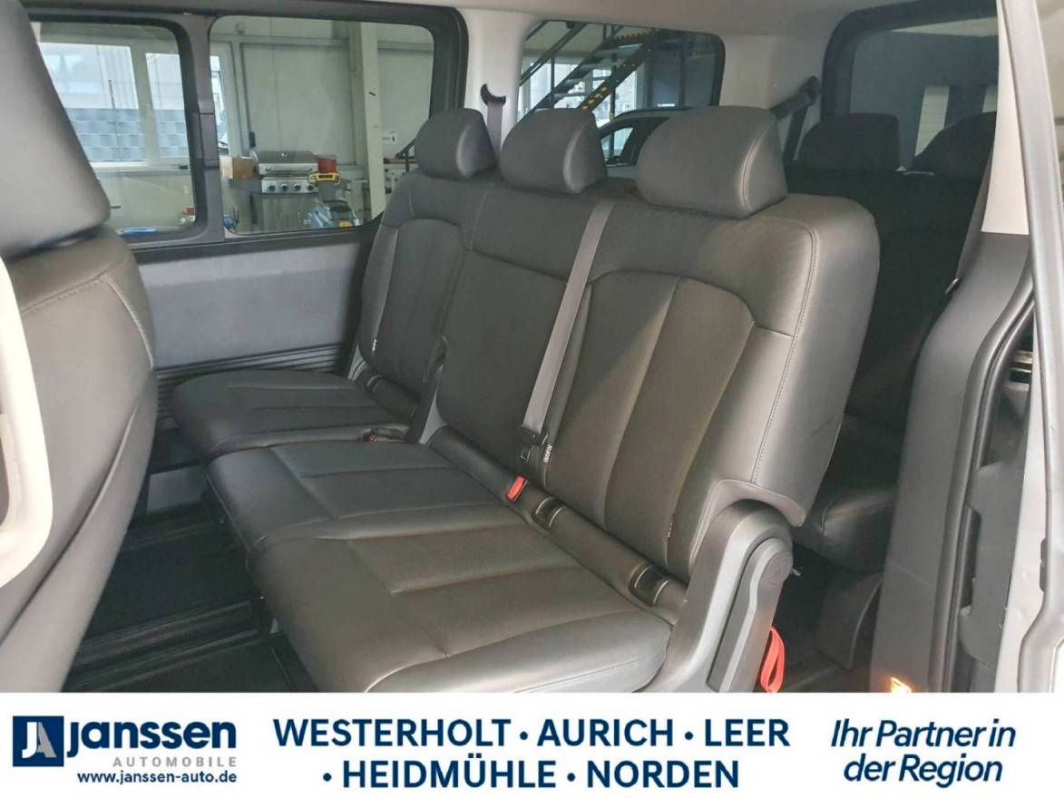 Fahrzeugabbildung Hyundai STARIA 9-Sitzer  PRIME/Automatik/PDC/Navi/Rückfa