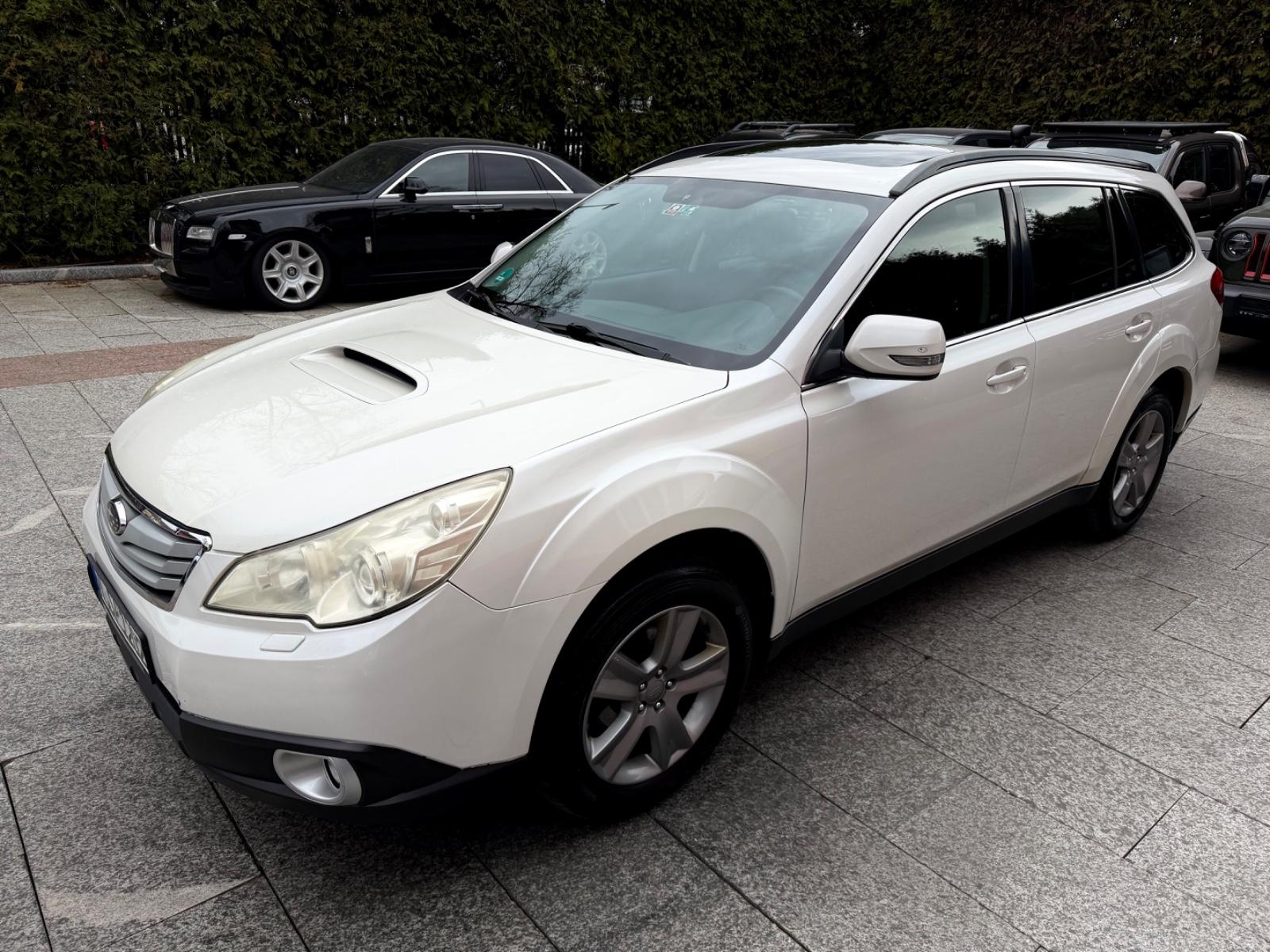 Subaru Outback Kombi 2.0D *Leder*Schiebedach*Xenon*