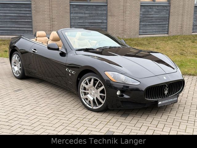 Maserati GranCabrio 4.7 V8 Automatik