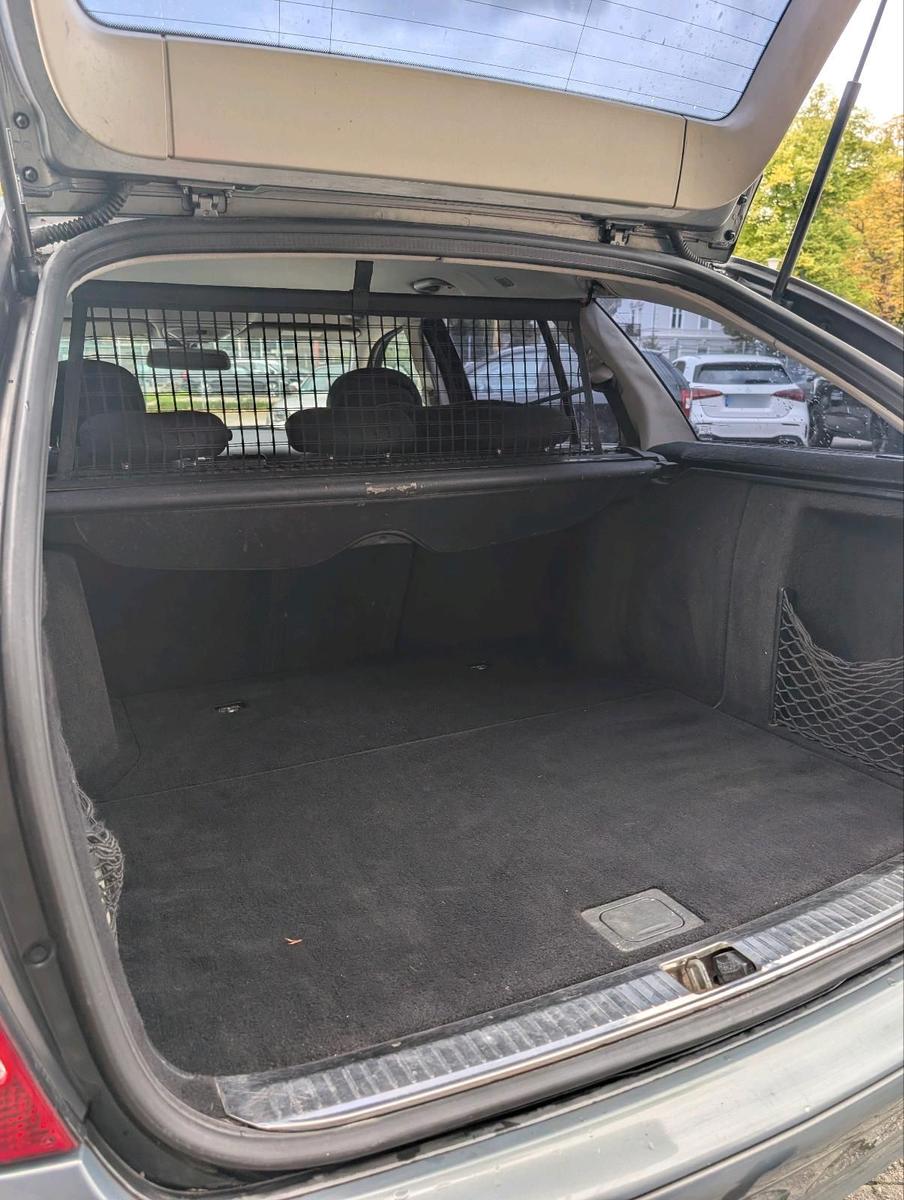 Mercedes-Benz C180 2005 — photo 13