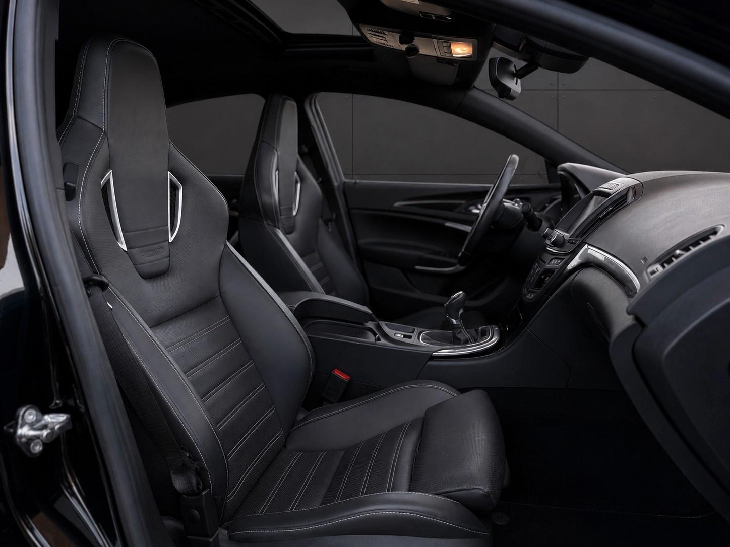 Opel Insignia OPC 4x4 Unlimited 2.8 V6 Turbo | 325 ch | BVM | Cuir Recaro électrique chauffant | Toit ouvrant | Caméra de recul | Régulateur adaptatif | Suspension FlexRide