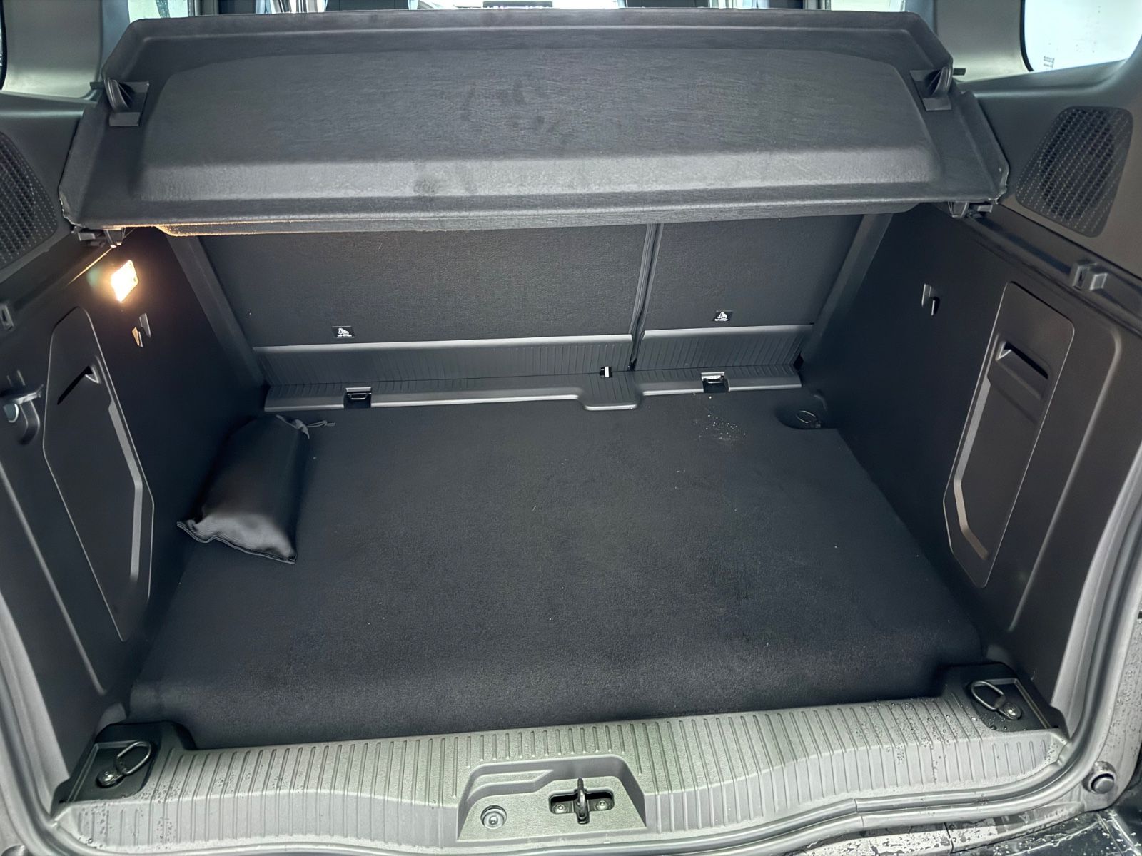 Fahrzeugabbildung Nissan Townstar Kombi L1 N-Connecta - Design-Paket