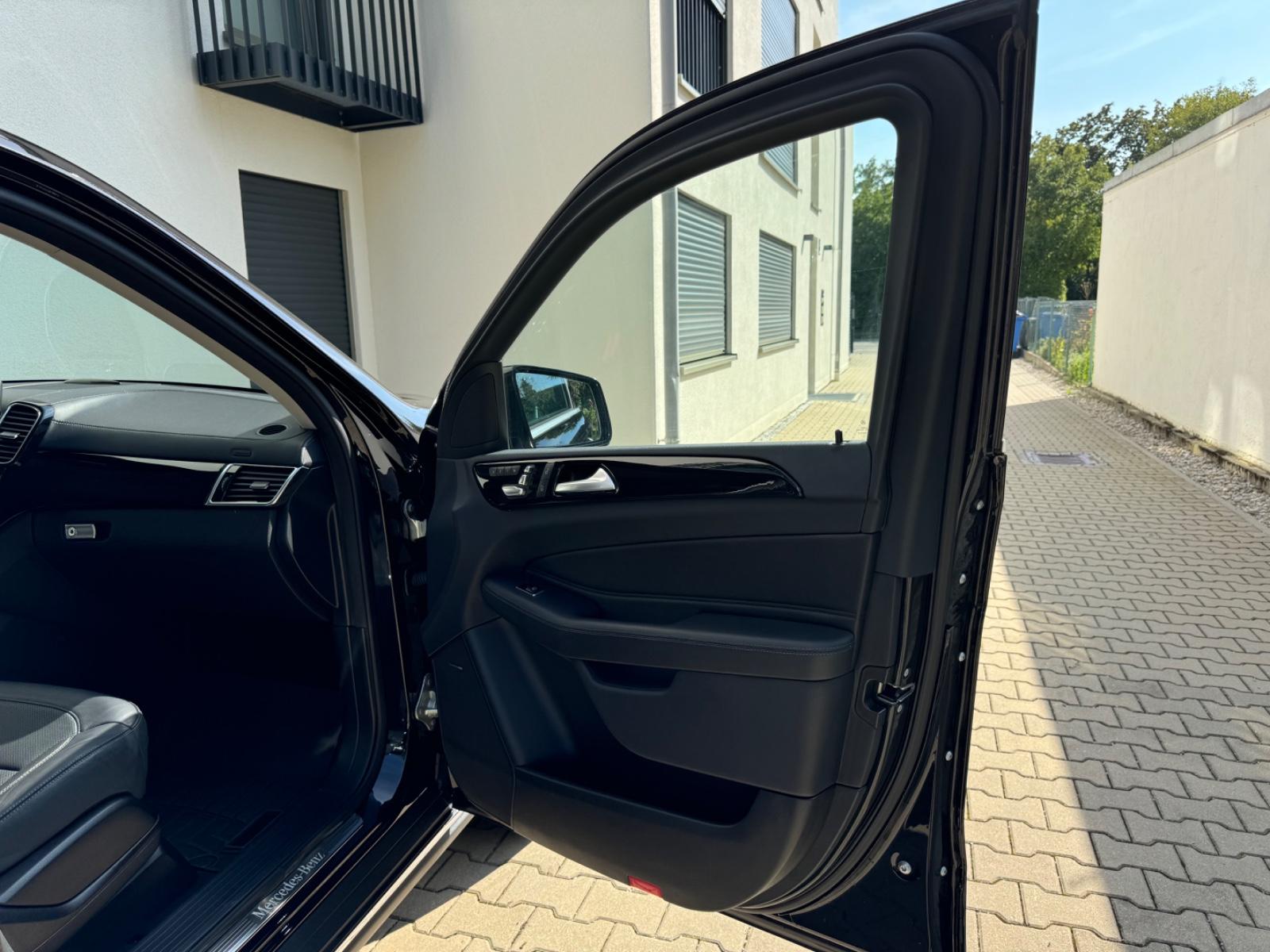 Mercedes-Benz GLE 500 4Matic VR6 Guard Werks Panzer,Armored