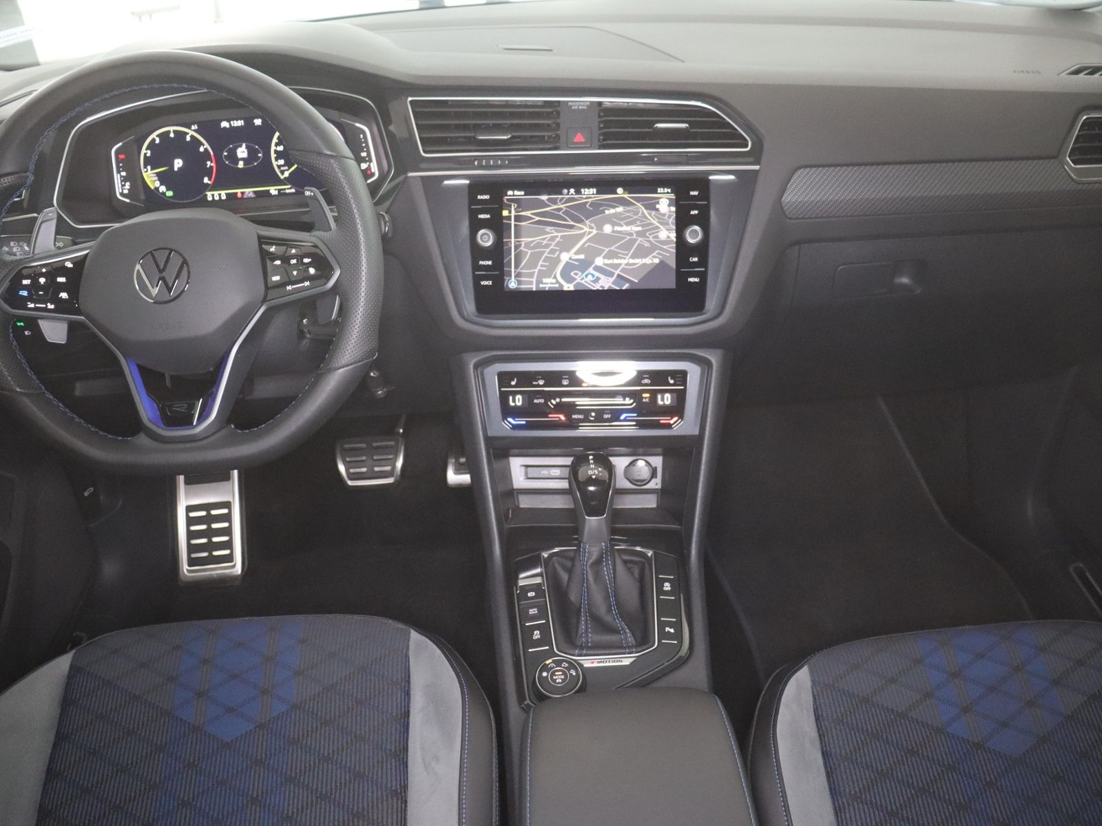 Volkswagen Tiguan R 2.0TSI DSG 463,-ohne Navi Kam foto 4