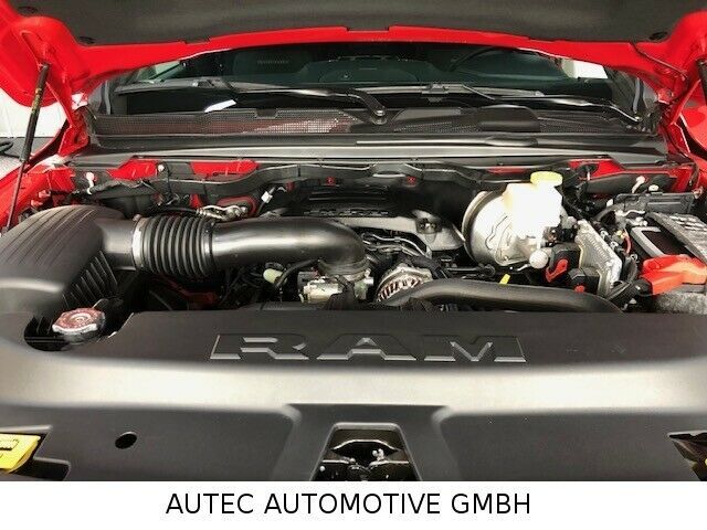 Fahrzeugabbildung Dodge LARAMIE SPORT NIGHT ED-OFF ROAD-LPG-LUFTF.