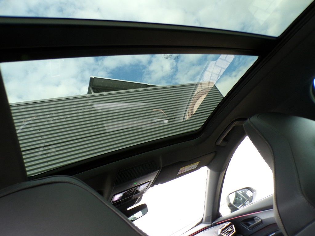 Fahrzeugabbildung CUPRA Formentor VZ 1.5 e-HYBRID Black Edition