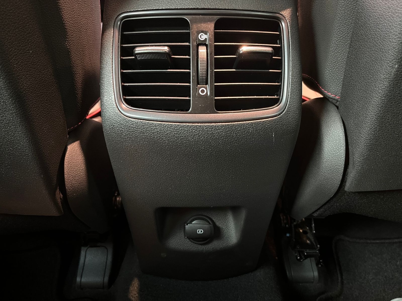Fahrzeugabbildung Hyundai TUCSON N Line 2WD PANO LED NAVI ALU