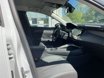 Peugeot 408 - 9
