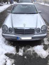 Mercedes-Benz E 230 - Mercedes-Benz 230 Gebrauchtwagen in München