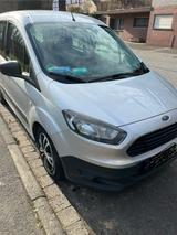 Ford Transit Courier - Ford Transit Courier aus 2016