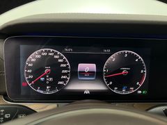 MERCEDES-BENZ E 350 d 4Matic All-Terrain/ 1.H/ PANO/ GARANTIE