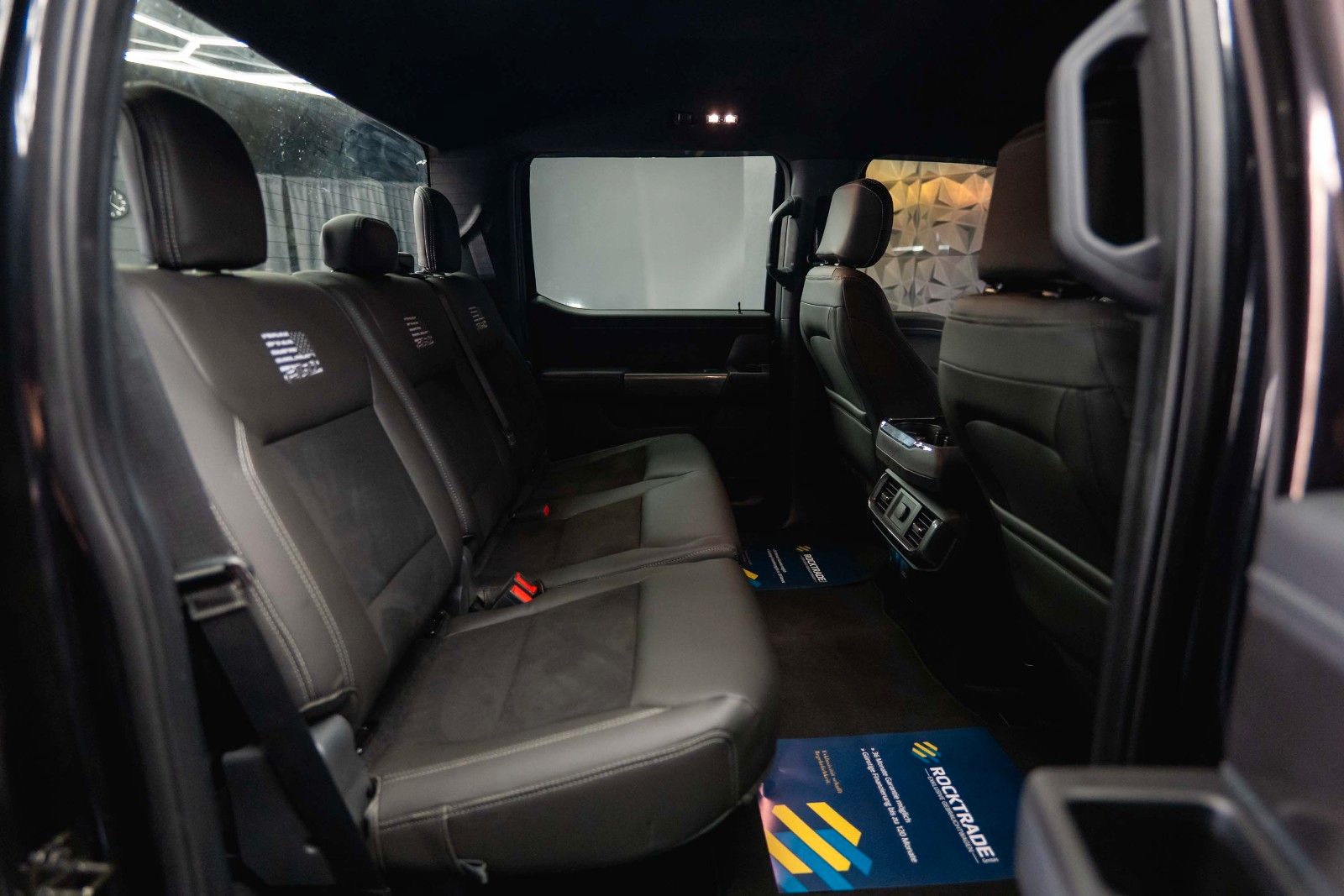 Fahrzeugabbildung Ford F150 5.0L V8 4x4 Offroad SuperCrew RAPTOR 19%