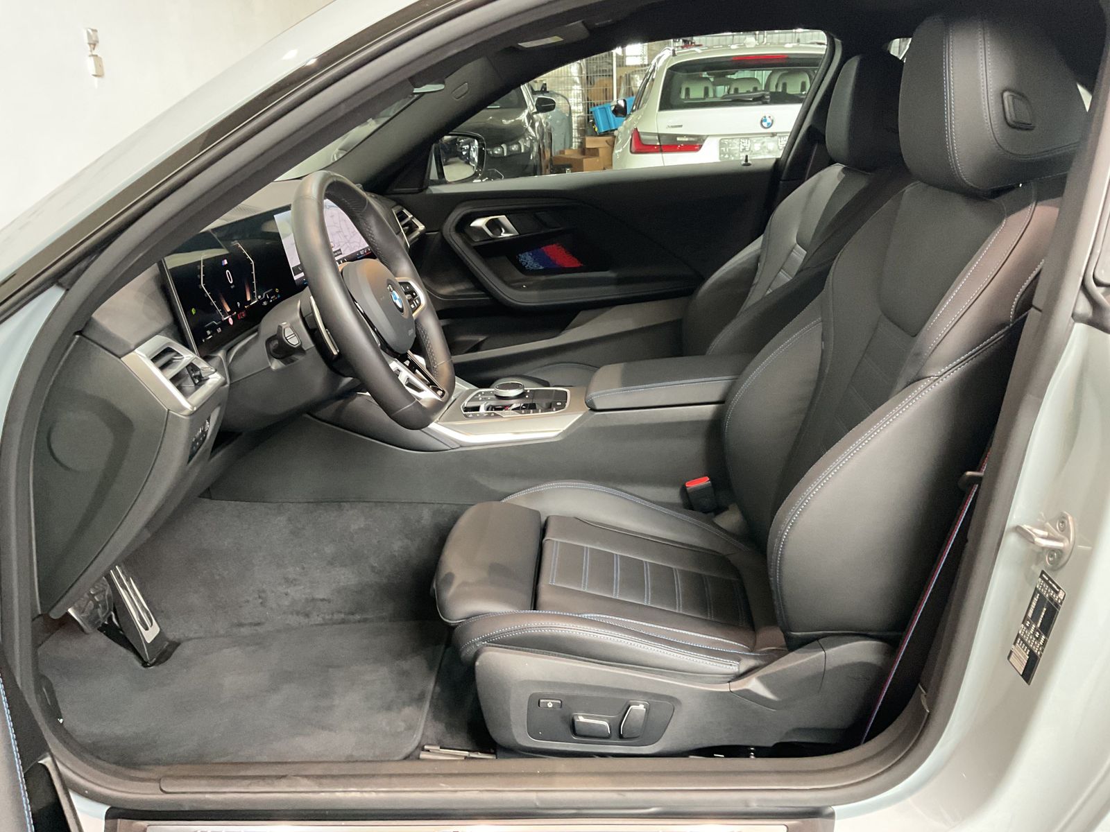Fahrzeugabbildung BMW 230i Sitzverstellung elektrisch mit Memory | AHK