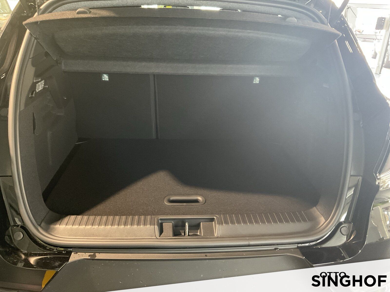 Fahrzeugabbildung Renault Captur Techno Mild Hybrid 140