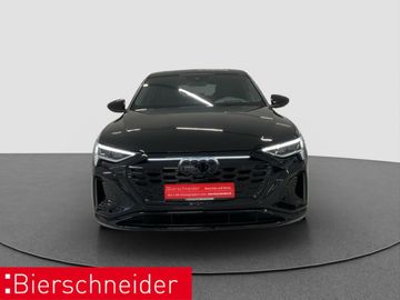 Audi Q8 e-tron - 3