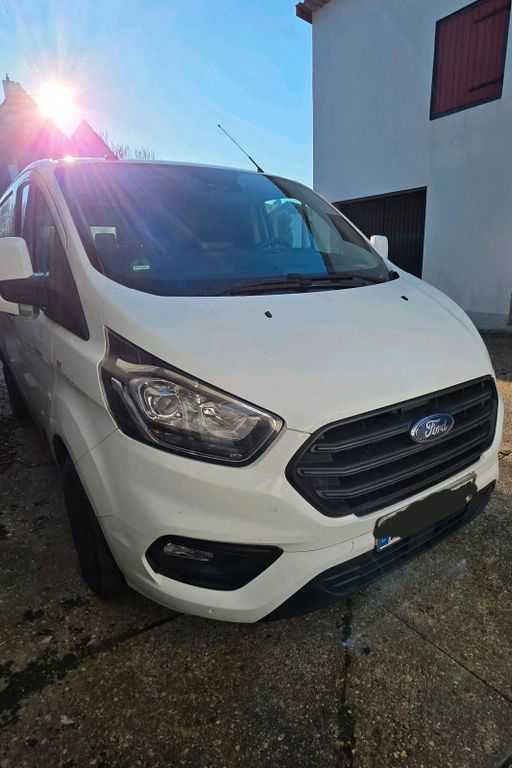 Image of Ford Transit Custom