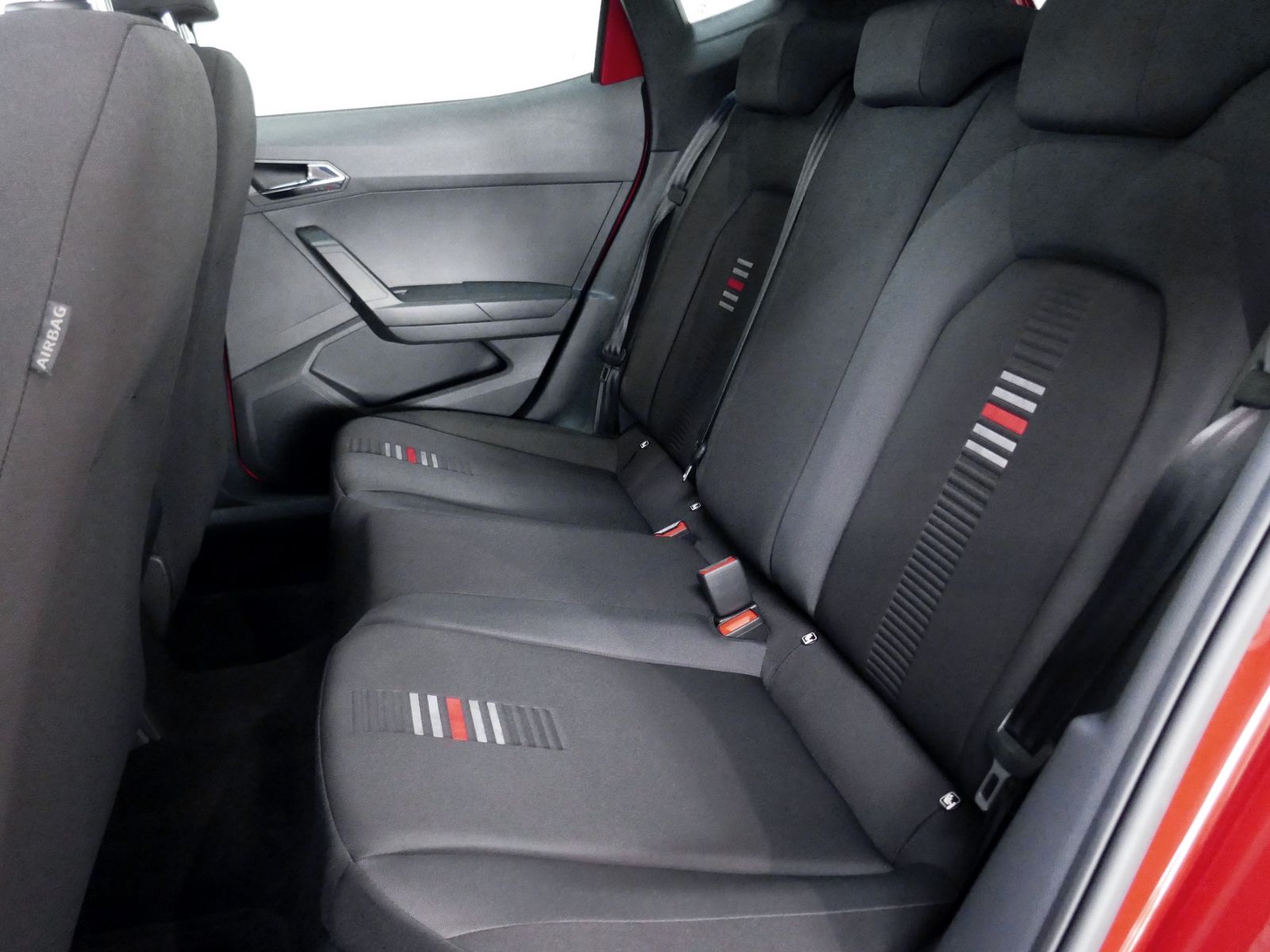 Fahrzeugabbildung SEAT Arona FR 1.0 TSI | RFK GRA
