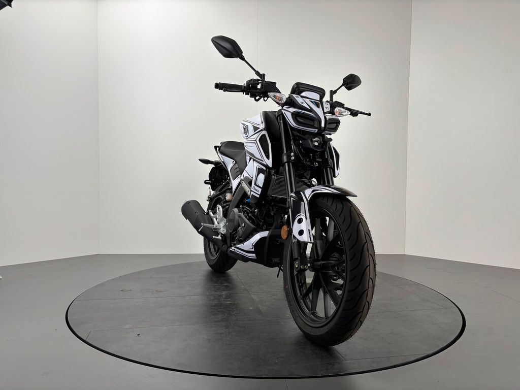 Fahrzeugabbildung Yamaha MT-125 *HERBST DEALS*YAMAHA RIDER FOLIERUNG