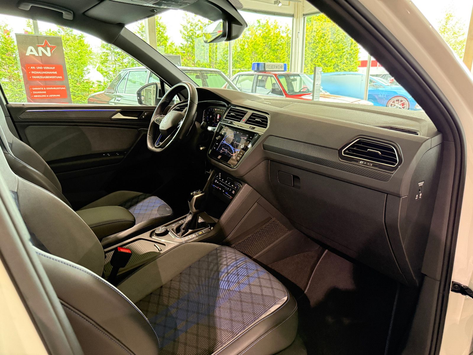 Volkswagen Tiguan R 4Motion IQ DSG LED PANO SHZ AHK foto 13