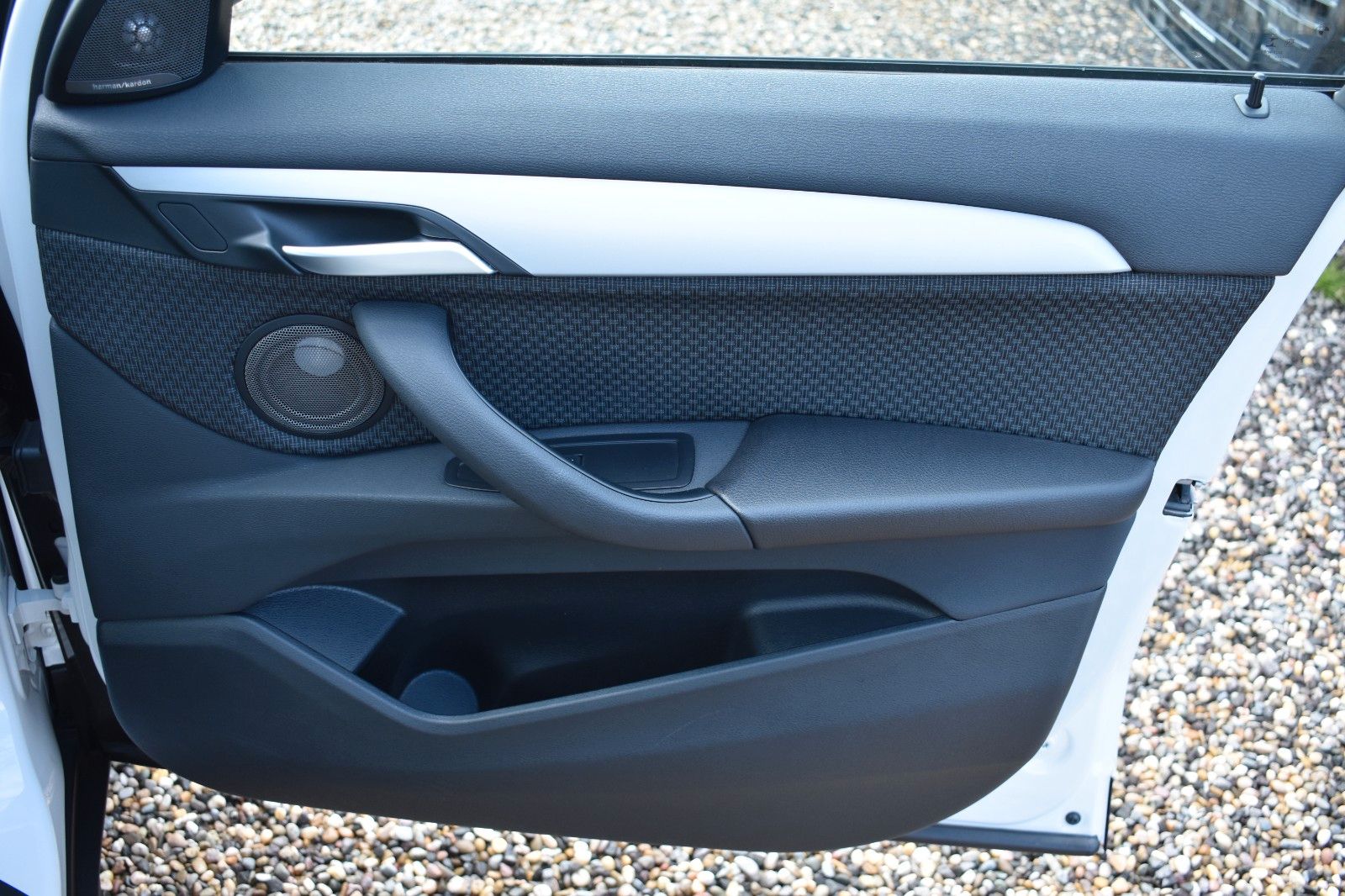 Fahrzeugabbildung BMW X1 xDrive 20 d Advantage AHK H&K