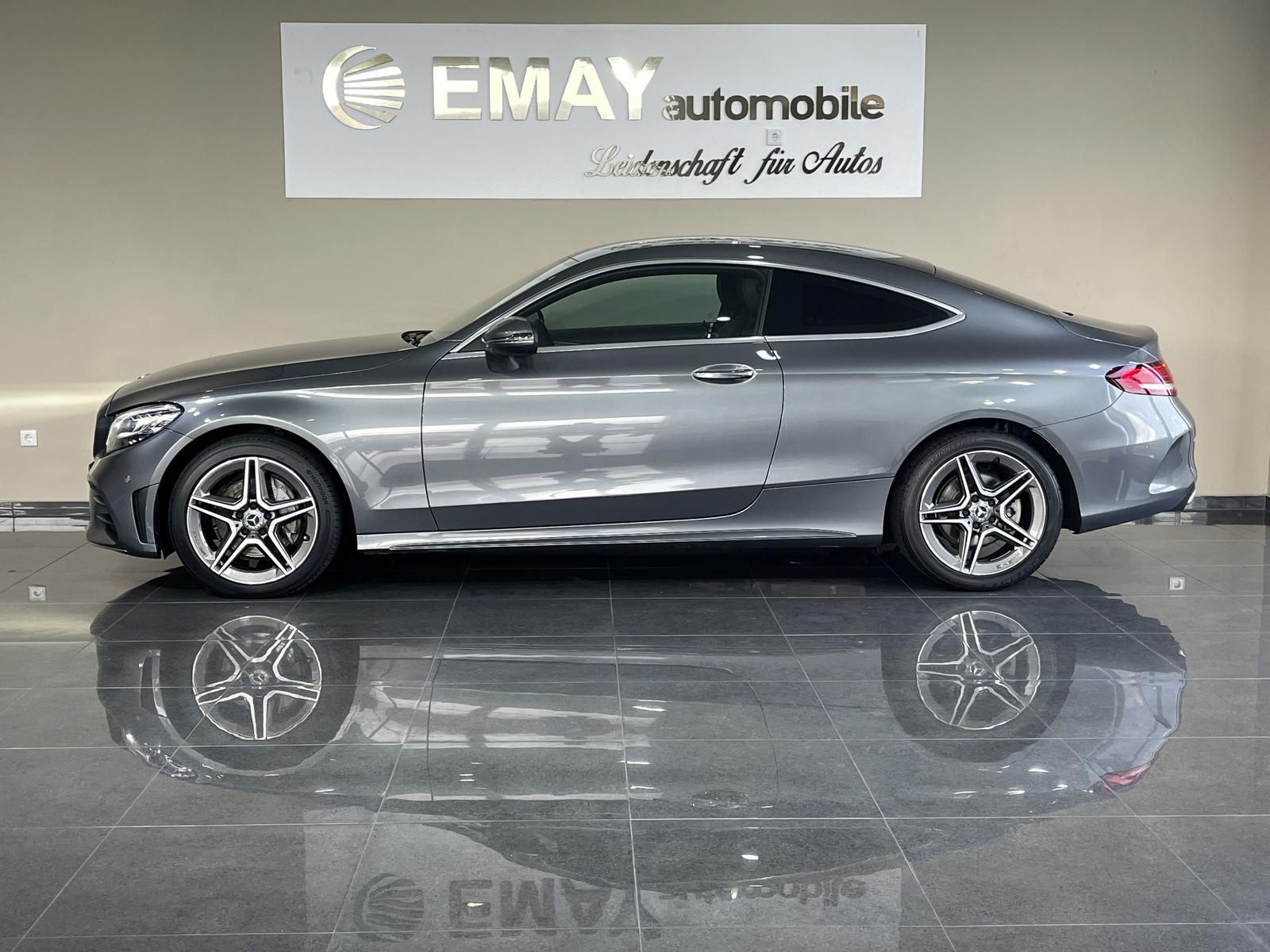 Mercedes-Benz C 180 Coupe Amg Line //Navi/LED/Alcantara/R.Kam.