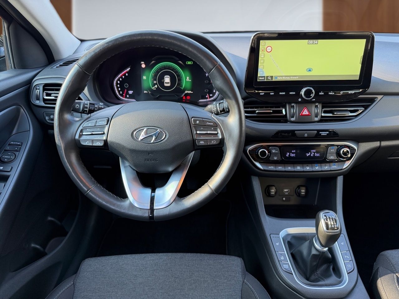 Fahrzeugabbildung Hyundai i30 Kombi Ed. 30+ *NAVI*LHZ*SPURH*USB*PANO*