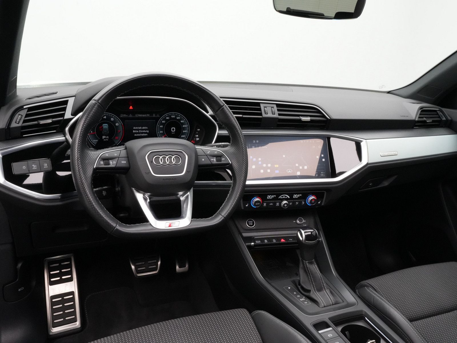 Audi Q3 40 quattro S line NAVI PANO KAM LED SHZ PDC foto 5