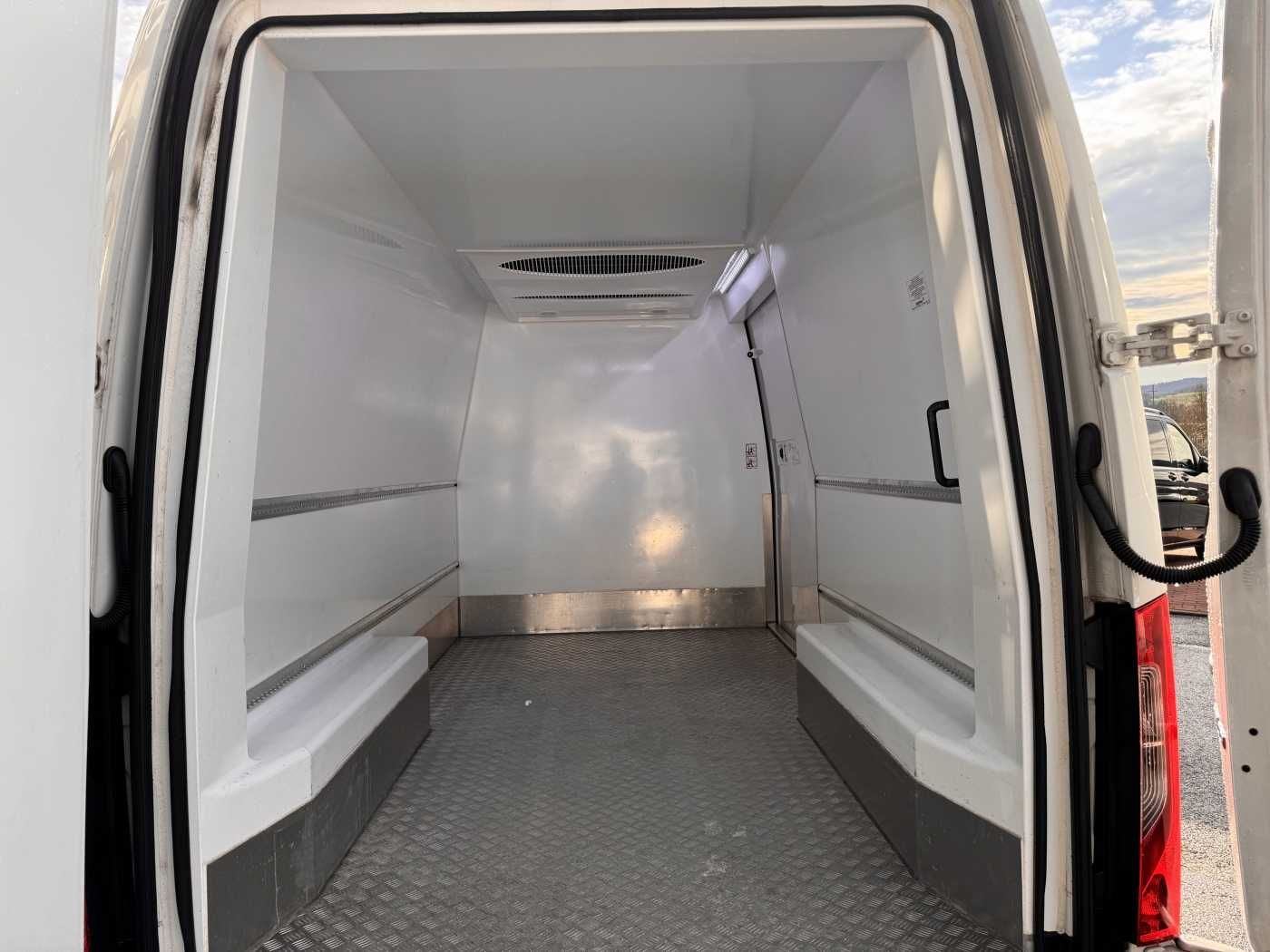 Fahrzeugabbildung Mercedes-Benz Sprinter 317 CDI Frischdienst Fahr/Standkühl