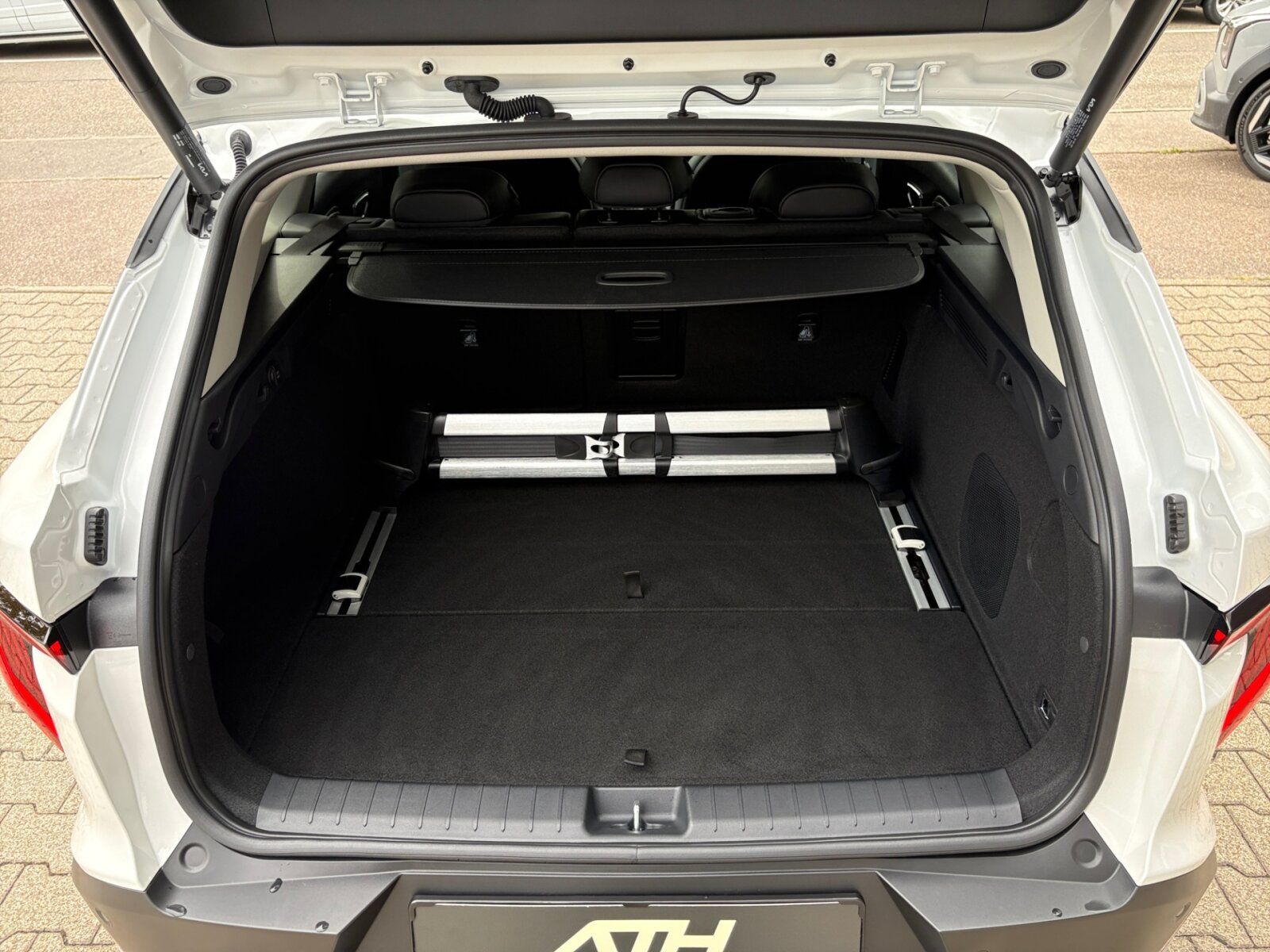 Fahrzeugabbildung Kia K4 Sportswagon 1.6 T-GDI Spirit DriveWise-Park &
