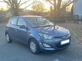 Hyundai i20 aus zweiter Hand. Unfallfrei. - : Zweite Hand