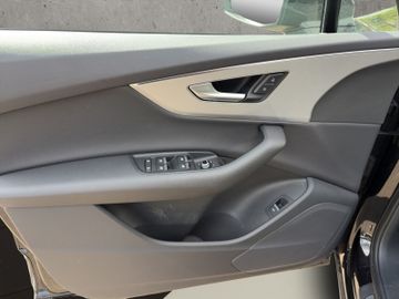 Audi Q7 - 12