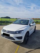 Volkswagen VW Touareg 3.0 V6 R Line - VW Touareg Gebrauchtwagen in Hannover
