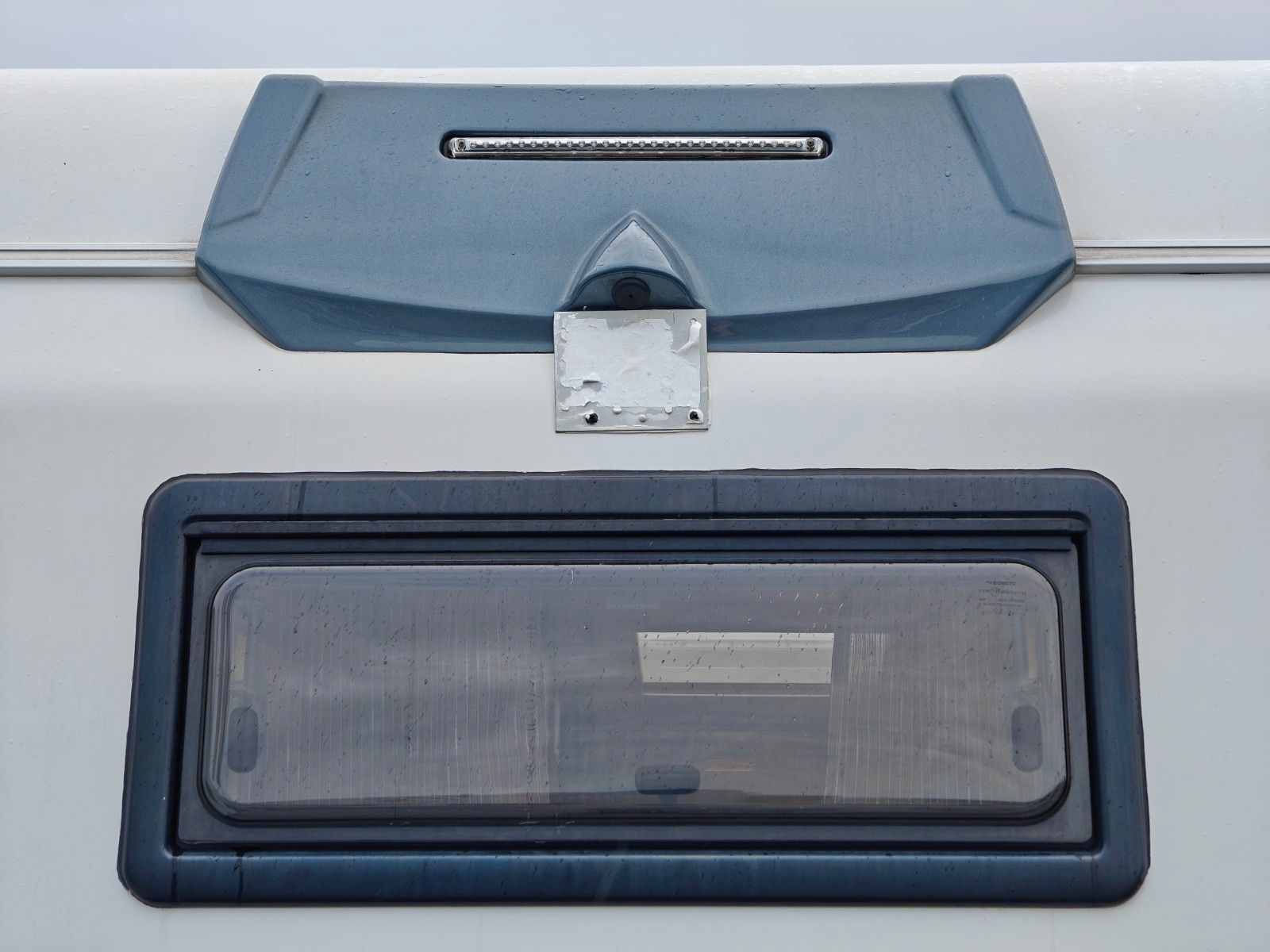 Fahrzeugabbildung NobelART A-9000 - SAT, TV, 2x Solar, AHK, Querbett -