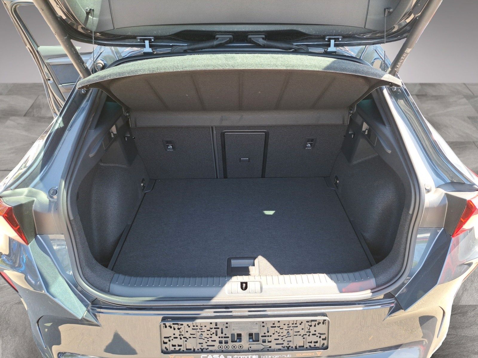 Formentor 1.5 eTSI DSG Navi ACC Sennheiser