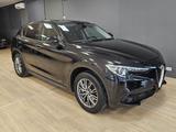 Alfa Romeo Stelvio 2.9 Bi-Turbo V6 510 CV AT8 Qu - Alfa Romeo Behindertengerecht