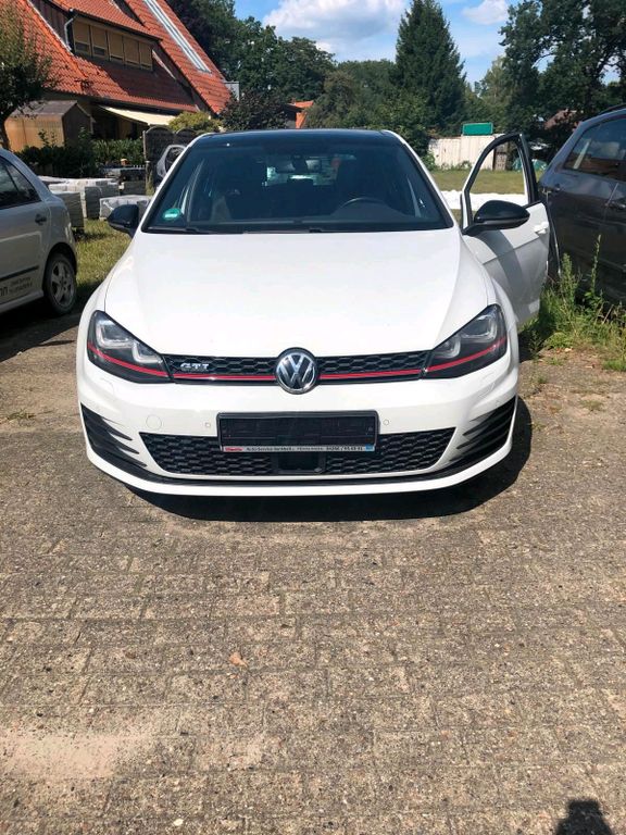 Image of Volkswagen Golf