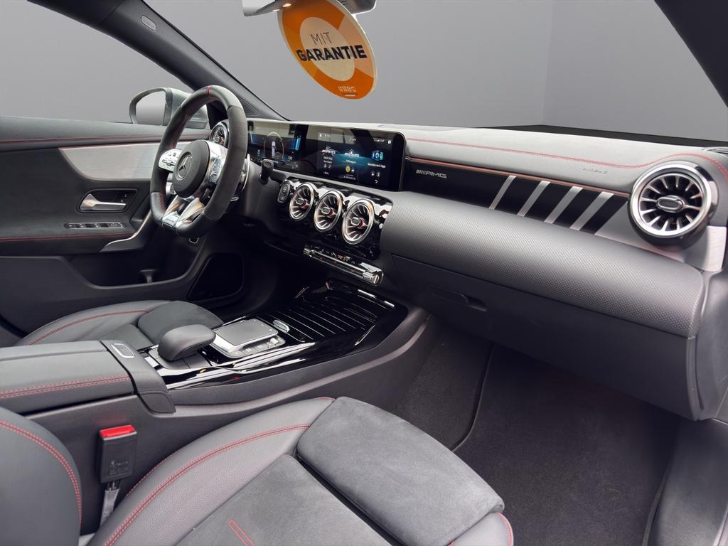 Mercedes-Benz CLA 45 AMG Shooting Brake